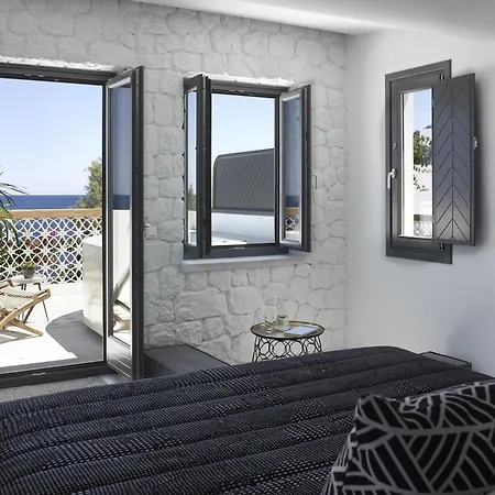 Afroditi Venus 4* Kamári