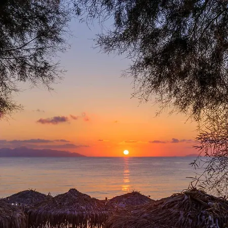 מלון Afroditi Venus Kamári