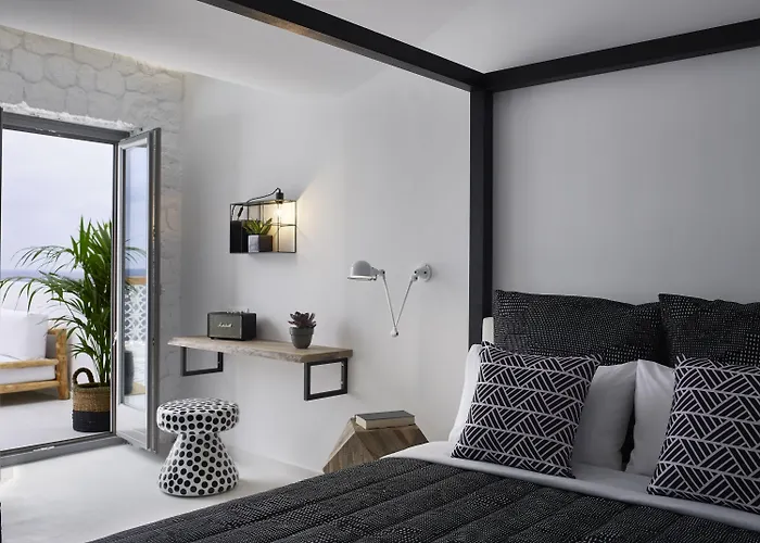 Afroditi Venus Kamári