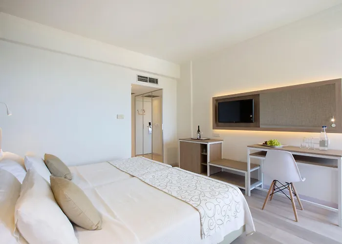 Hotel Afroditi Venus Kamari (Santorini)