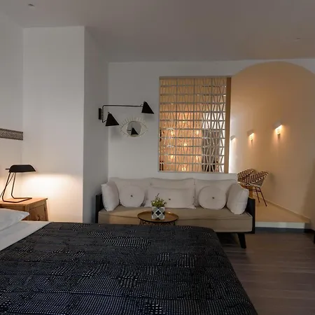Afroditi Venus 4* Kamari (Santorini)